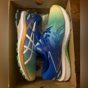 ASIC GT-1000 10 Tourmaline /white worn once size 10.5 Men’s